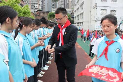 1745895014157429.jpg 4-5.jpg